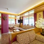 Rosella Park & Wellness Hotel 3*