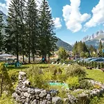 Rosella Park & Wellness Hotel Canazei