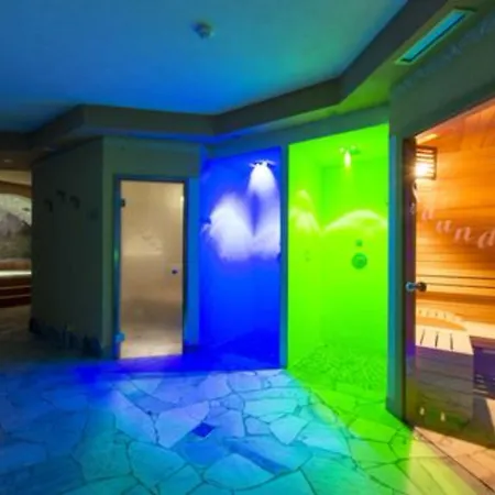 Rosella Park & Wellness 3* Canazei