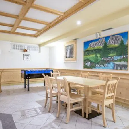 Rosella Park & Wellness 3*