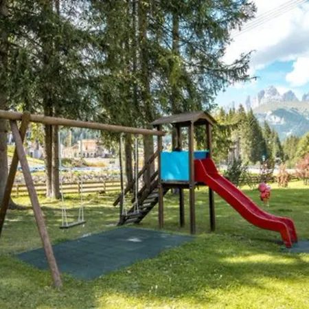 Hotel Rosella Park & Wellness 3*