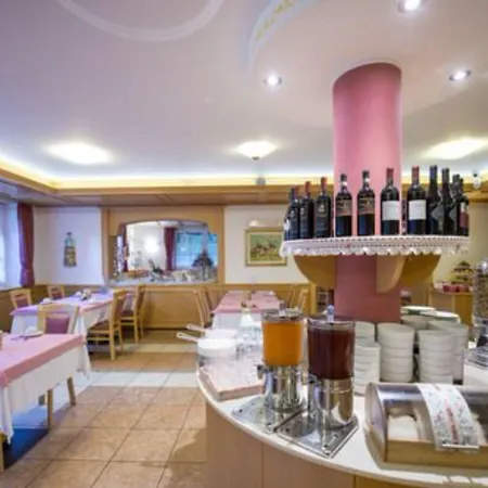 Hotel Rosella Park & Wellness Canazei