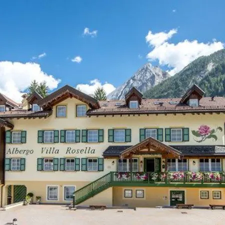 Hotel Rosella Park & Wellness 3*