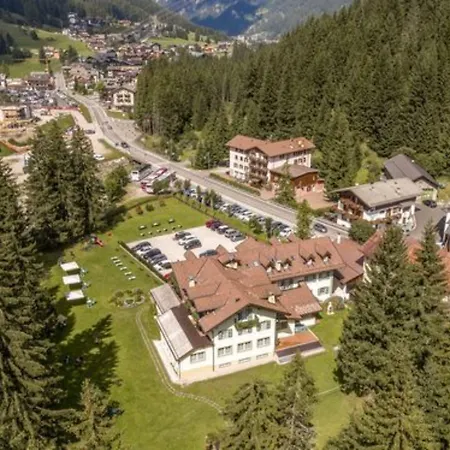 Hotel Rosella Park & Wellness Canazei