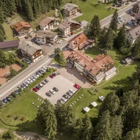 Rosella Park & Wellness Hotel