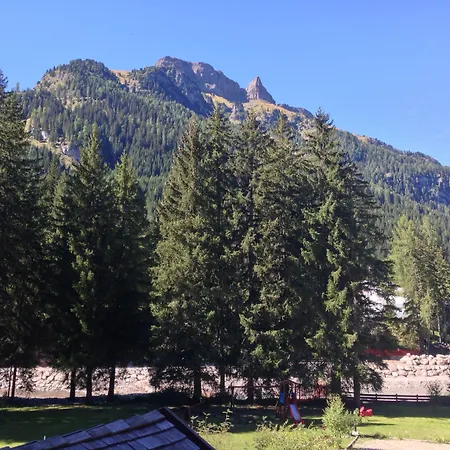 Rosella Park & Wellness Hotel 3*