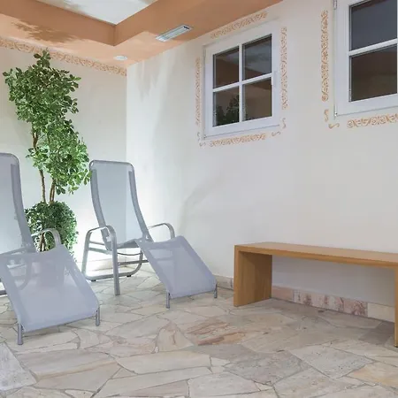 Rosella Park & Wellness Otel Canazei