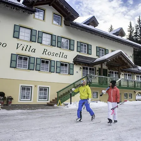 Отель Rosella Park & Wellness Канацеи