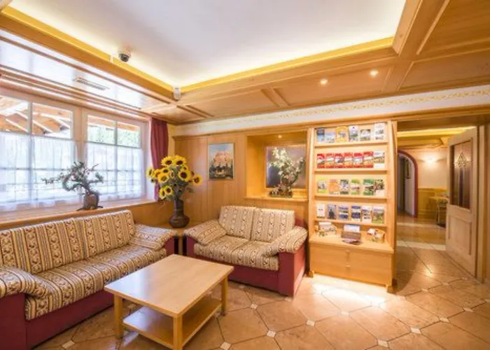 Rosella Park & Wellness 3*