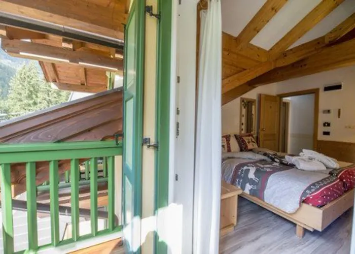 Rosella Park & Wellness 3*