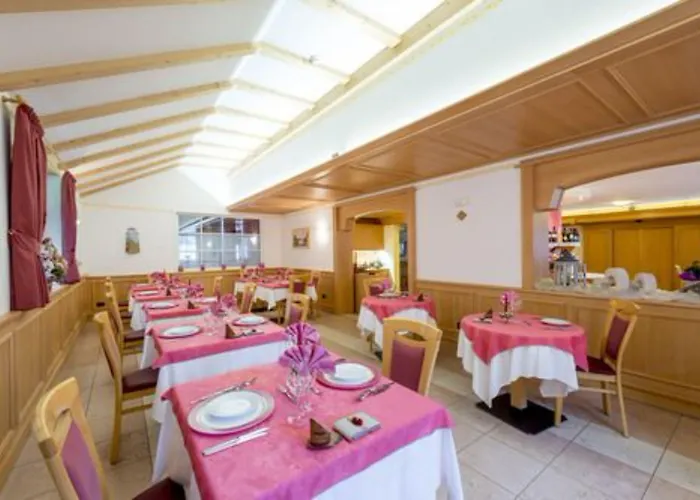 Rosella Park & Wellness Canazei