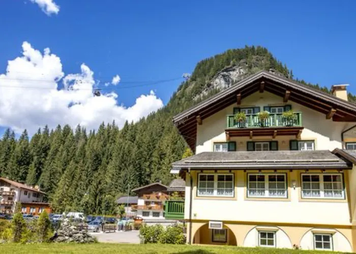 Rosella Park & Wellness Canazei