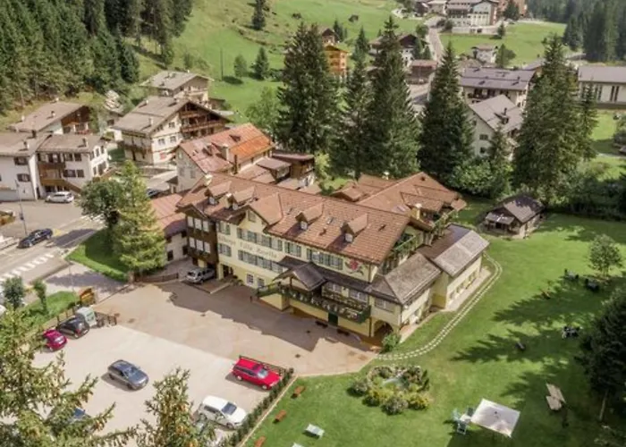 Rosella Park & Wellness 3*